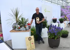 Karel Hooijman van FN Kempen presenteert hun nieuwe concept; Rock Your Garden. De eerste plant in het concept is de Chamaelobivia.